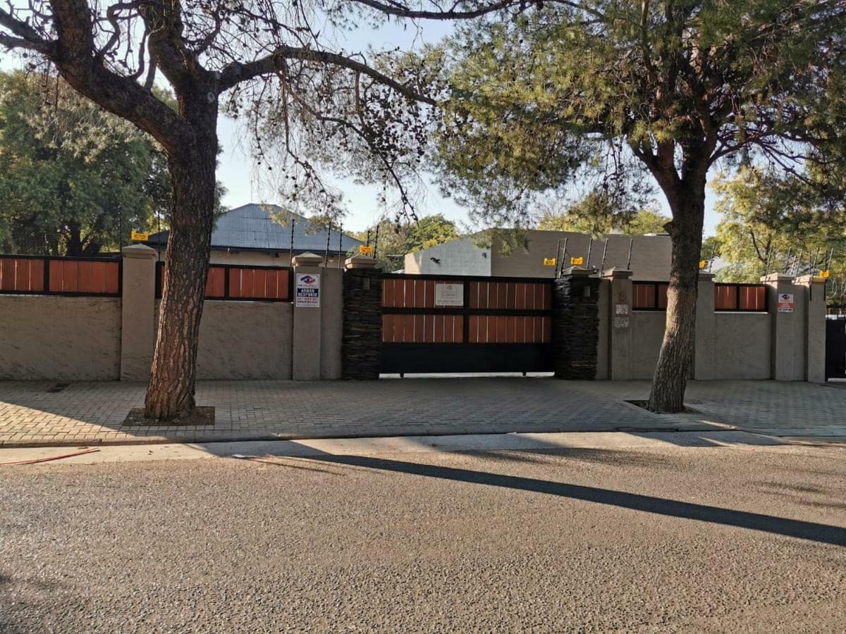 Guest Suites On Connor Bloemfontein Dış mekan fotoğraf