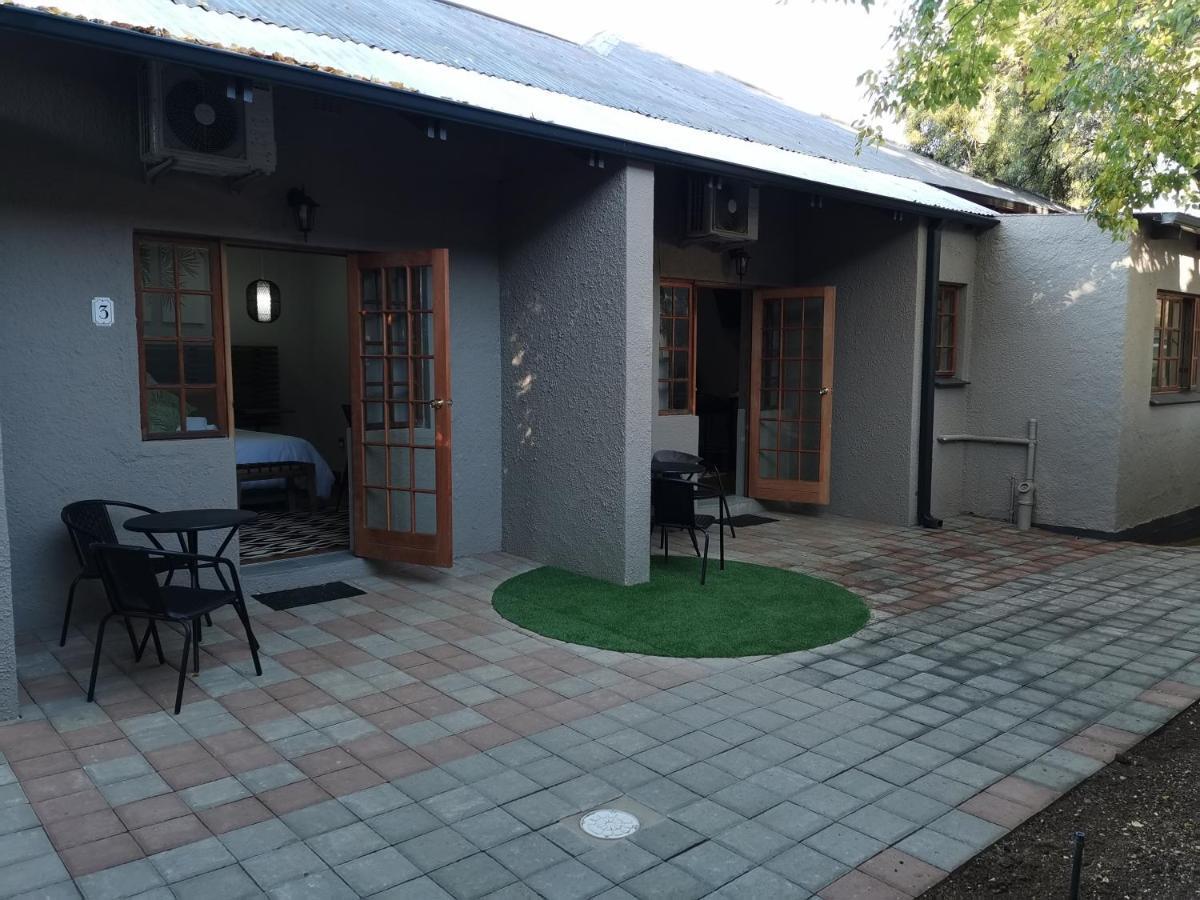 Guest Suites On Connor Bloemfontein Dış mekan fotoğraf